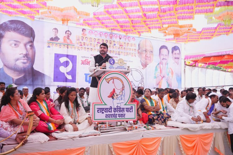 *दिल्ली पतींसमोर हुजरेगिरी करणाऱ्यांना त्यांची जागा दाखवा