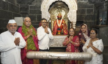चैत्री एकादशी निमित्त श्री. विठ्ठल-रुक्मिणीची नित्यपूजा संपन्न
